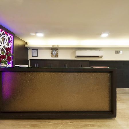 Alpina Hotels & Suites New Delhi Extérieur photo